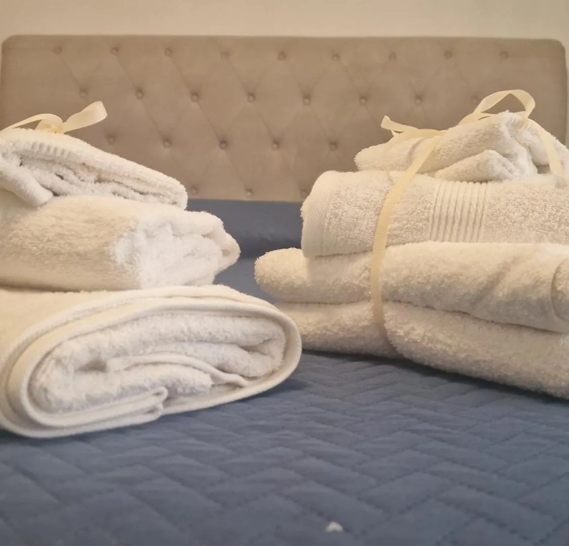 Costa Rooms Apartament Livorno Italy