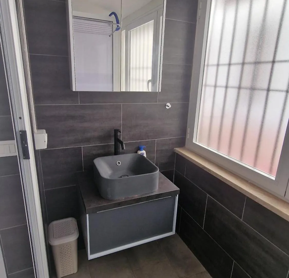 Costa Rooms Apartament Livorno