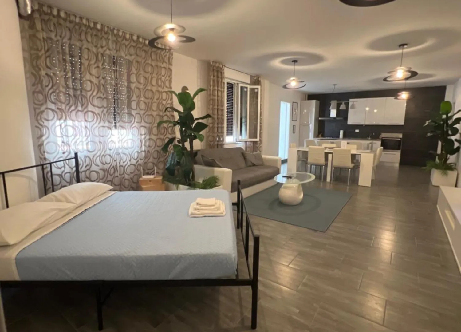 Costa Rooms Apartament Livorno Italy